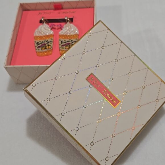 Betsey Johnson Pumpkin Spice Earrings - Picture 3 of 7